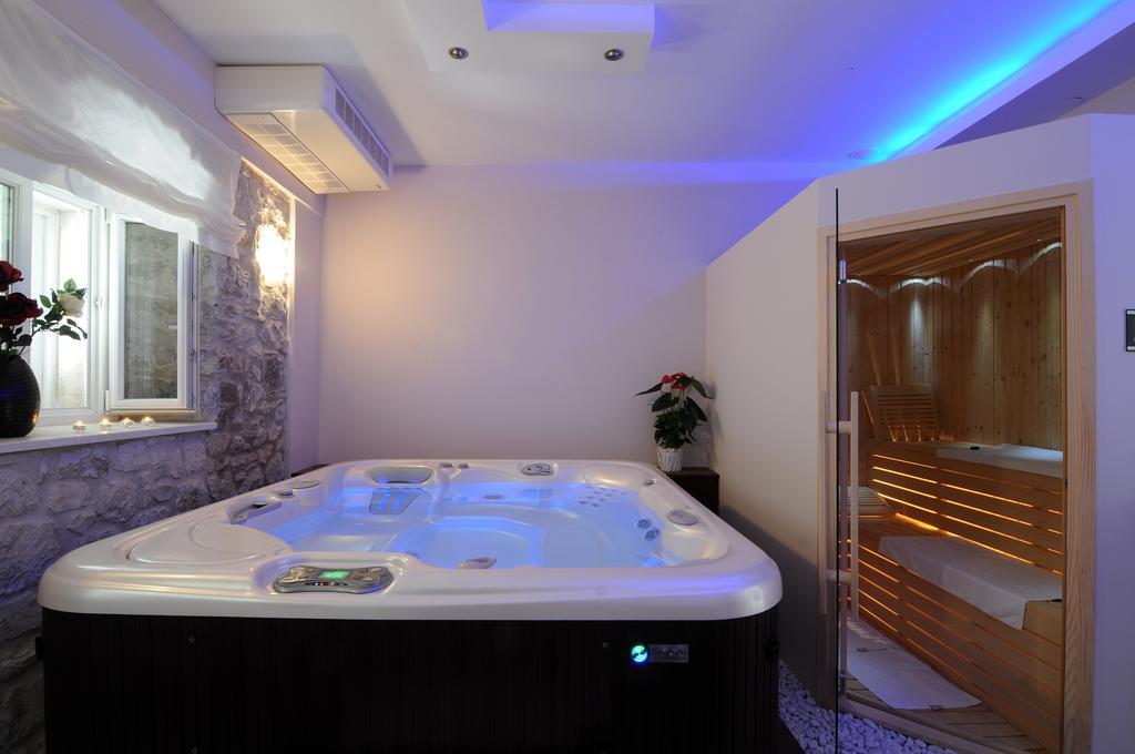 Luxury Apartment Spa "Marina" Макарська Екстер'єр фото